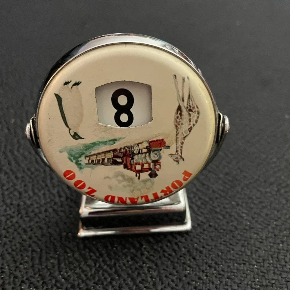 VTG metal perpetual flip calendar featuring Portland Zoo graphic
